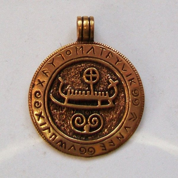 Amulett mit Runen und Wikingerschiff Bronze