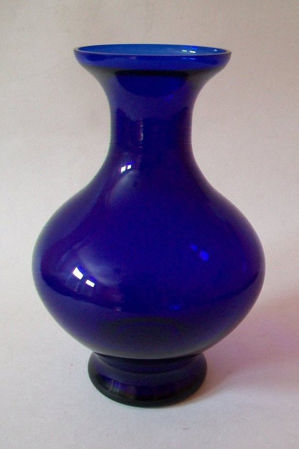 Tischvase Kobaltblau bauchiges Wohnaccessoire Glas